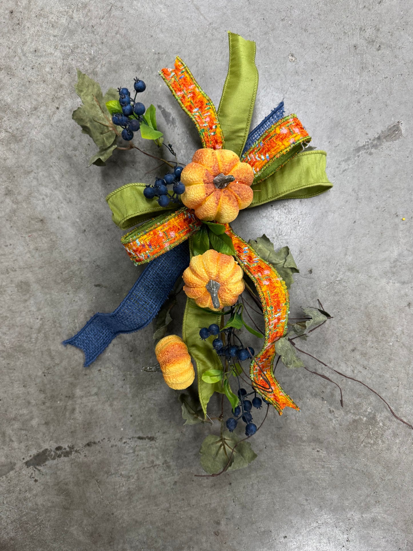 Fall lantern bow
