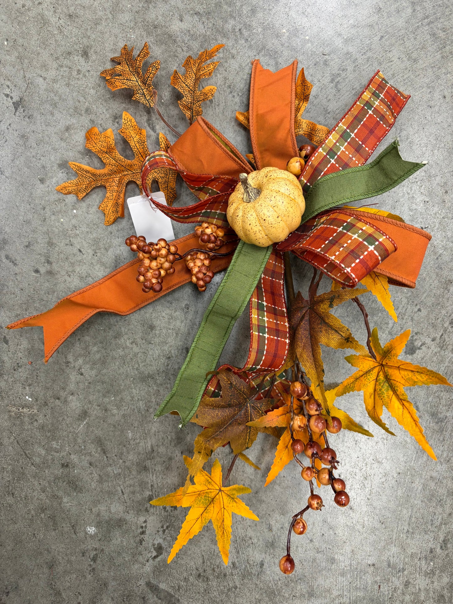 Fall Pumpkin Berry Lantern Bow