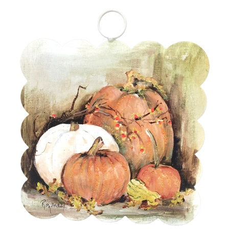 Mini Rozie's Scalloped Fall Pumpkin